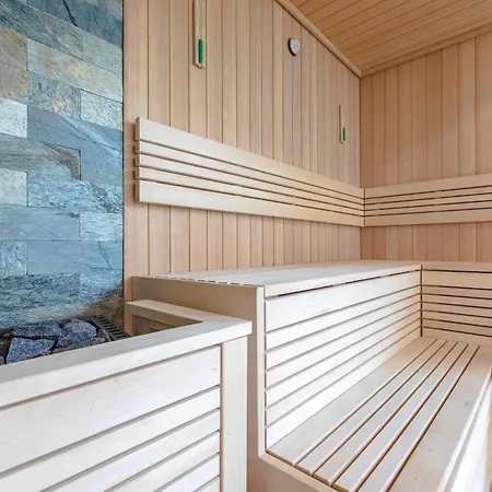 Lägenhet Klifowa 96 *